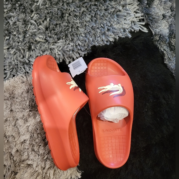 Lacoste  serve slide (unisex) (black and red) available - Picture 6 of 10
